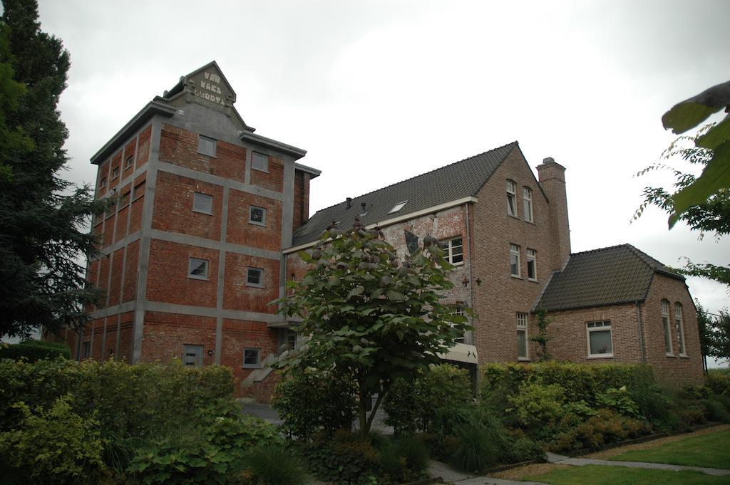 Housing De Brouwerij Bed & Breakfast Westdorpe Exterior photo